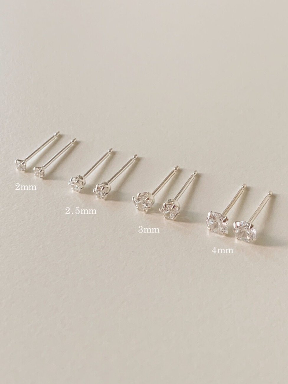 [925 silver] 2mm/ 2.5mm/ 3mm/ 4mm 큐빅 귀걸이 (4 size)